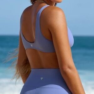 Aritzia TNA Action Mini Bra Top S in Playful Purple